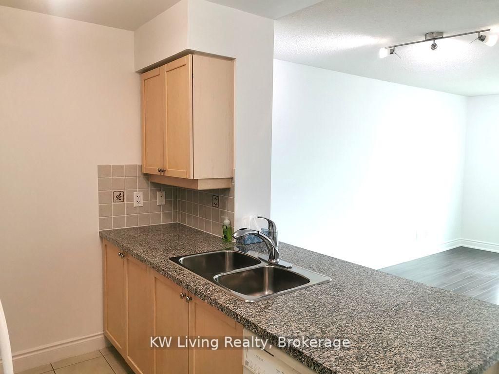 15 Greenview Avenue, Unit 1502 - Photo 24