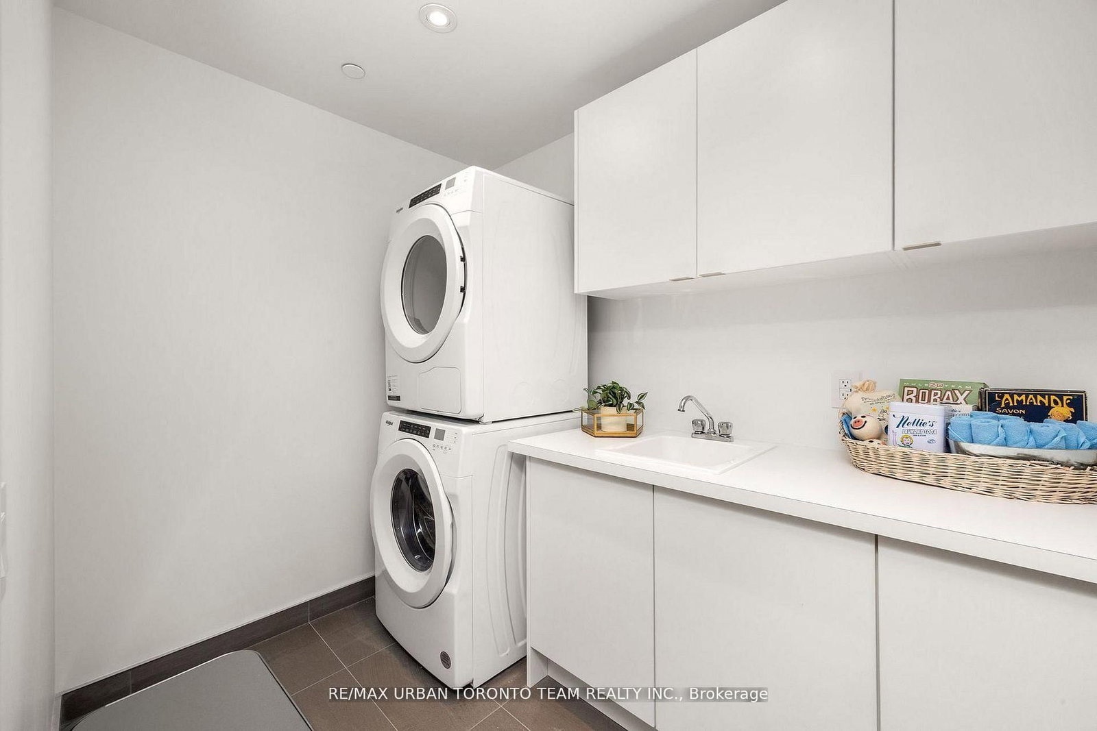 Condo for sale at 415-155 Merchants' Wharf, Toronto, Ontario, M5A 0Y4 - Waterfront Communities C8 - MLS: C12978032