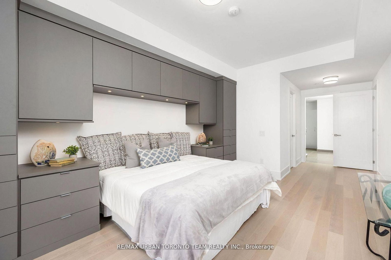 Condo for sale at 415-155 Merchants' Wharf, Toronto, Ontario, M5A 0Y4 - Waterfront Communities C8 - MLS: C12978032