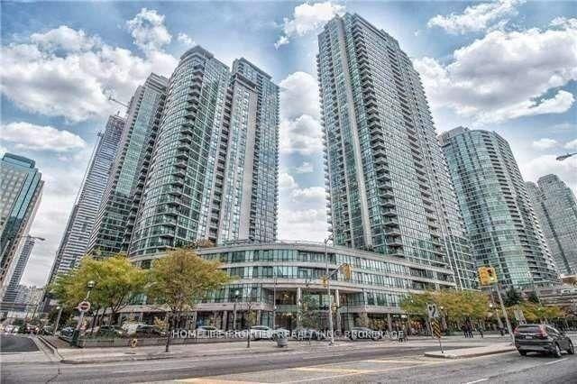 404 - 16 Yonge Street E