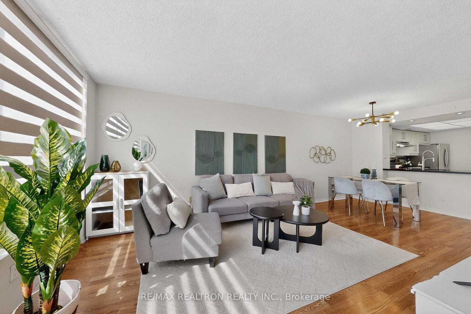 5765 Yonge Street, Unit 410 - Photo 2