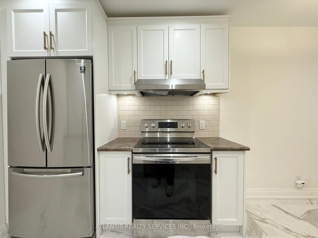 102 - 323 Lonsdale Street