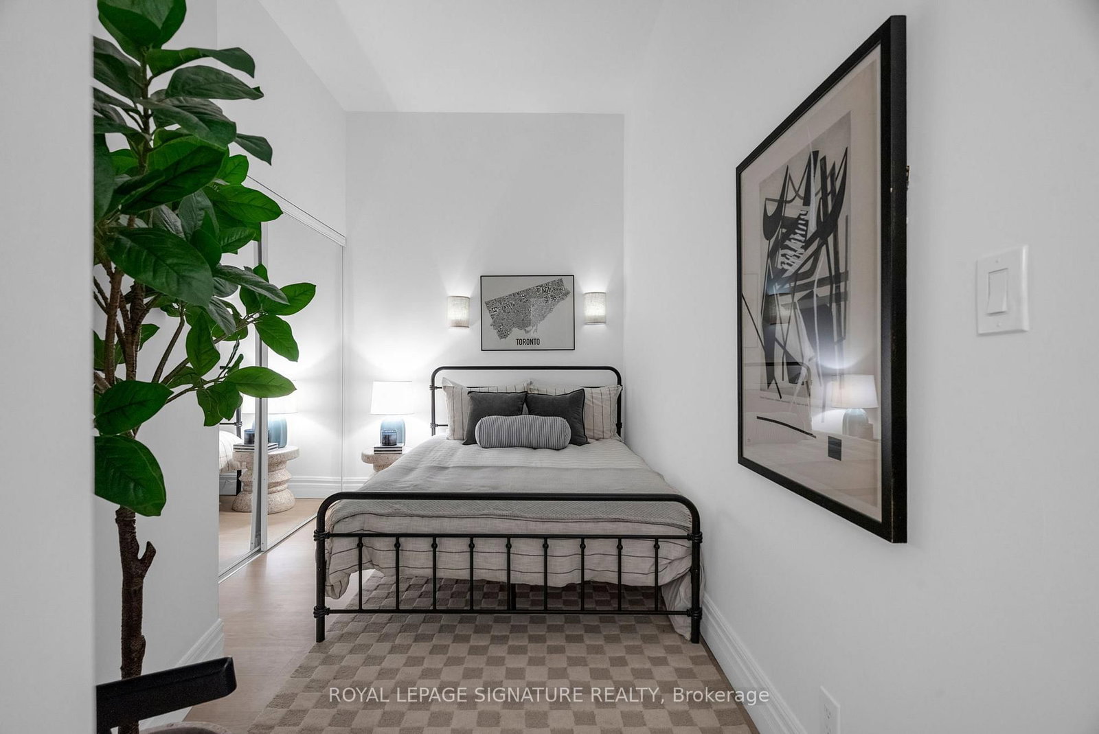 Condo for sale at 403-700 King Street, Toronto, Ontario, M5V 2Y6 - Niagara - MLS: C12978724