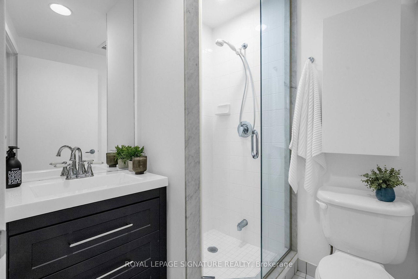 Condo for sale at 403-700 King Street, Toronto, Ontario, M5V 2Y6 - Niagara - MLS: C12978724