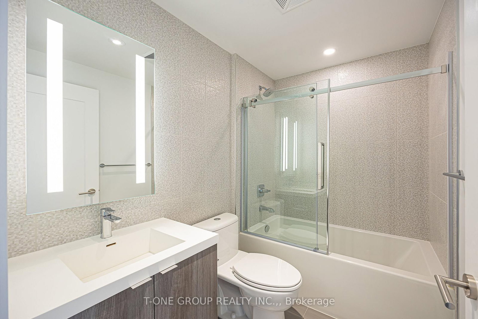 575 Bloor Street E, Unit 2810 - Photo 19