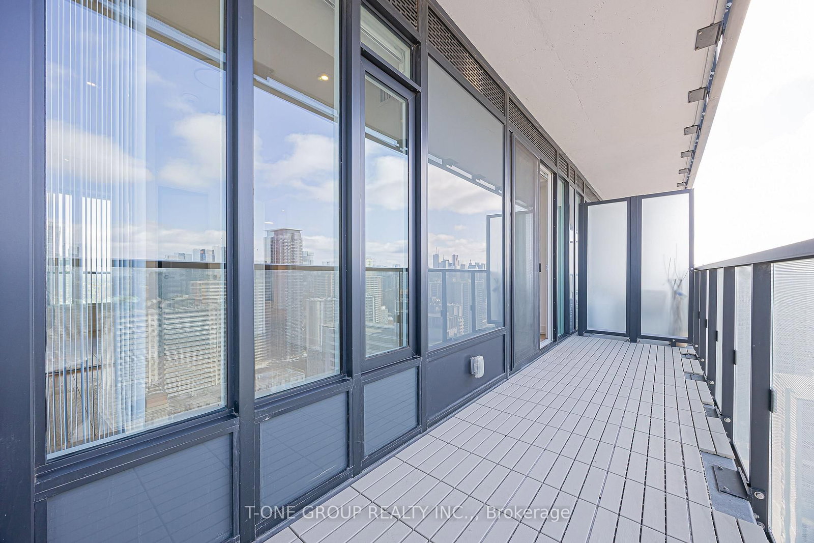 575 Bloor Street E, Unit 2810 - Photo 23