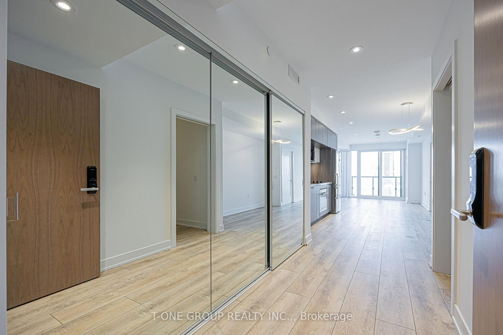 575 Bloor Street E, Unit 2810 - Photo 6