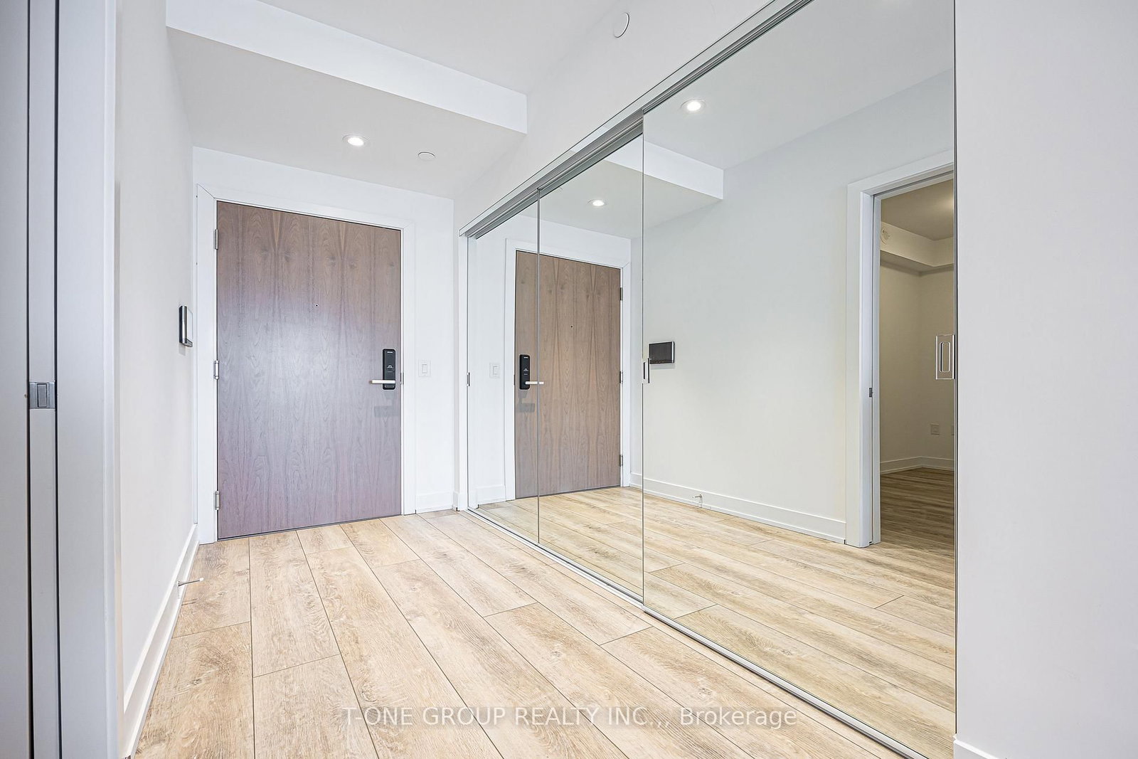 575 Bloor Street E, Unit 2810 - Photo 7