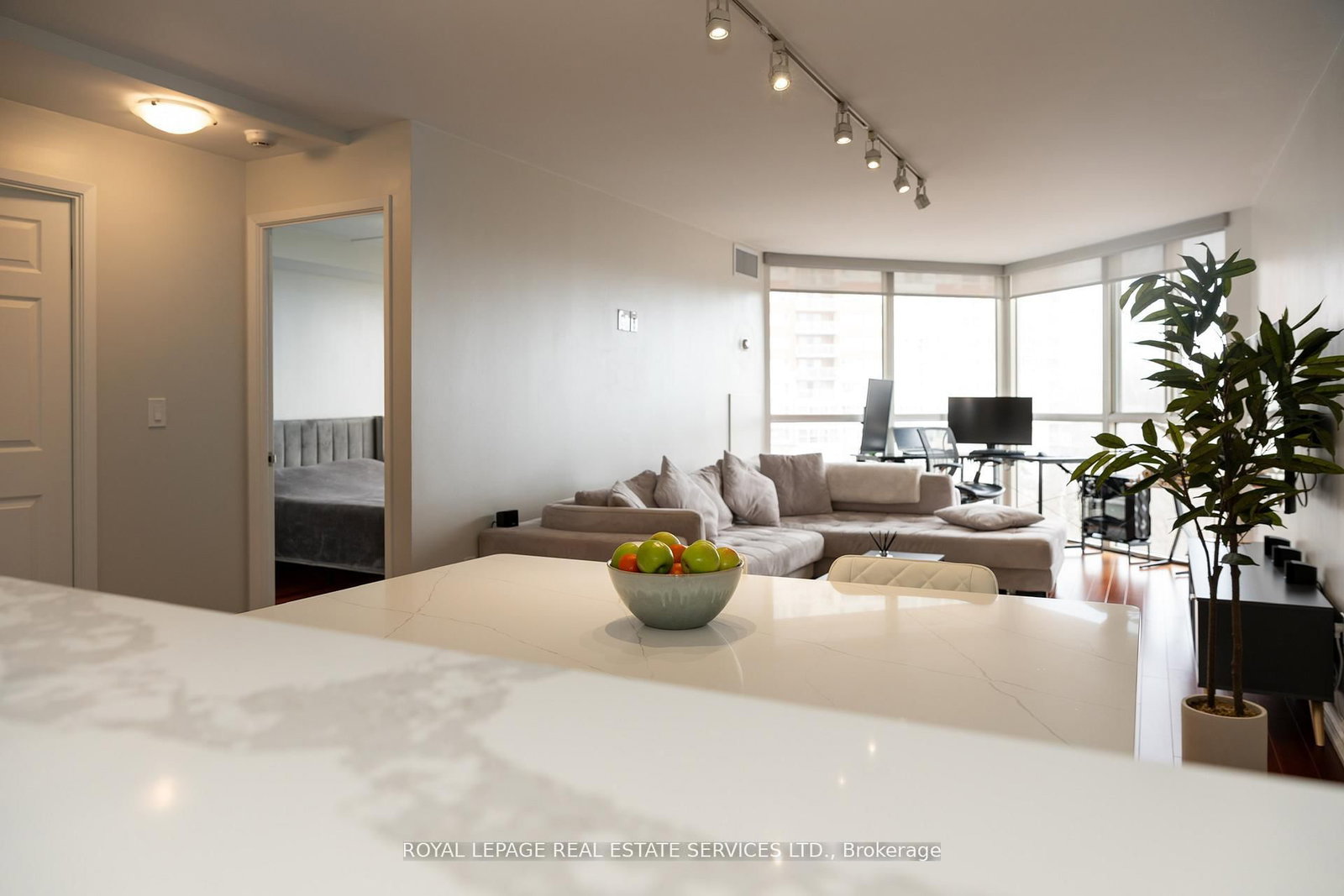 7 Concorde Place, Unit 212 - Photo 13