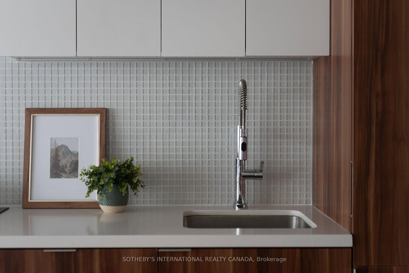 Condo for sale at 1101-185 Roehampton Avenue, Toronto, Ontario, M4C 0C6 - Mount Pleasant West - MLS: C12979262