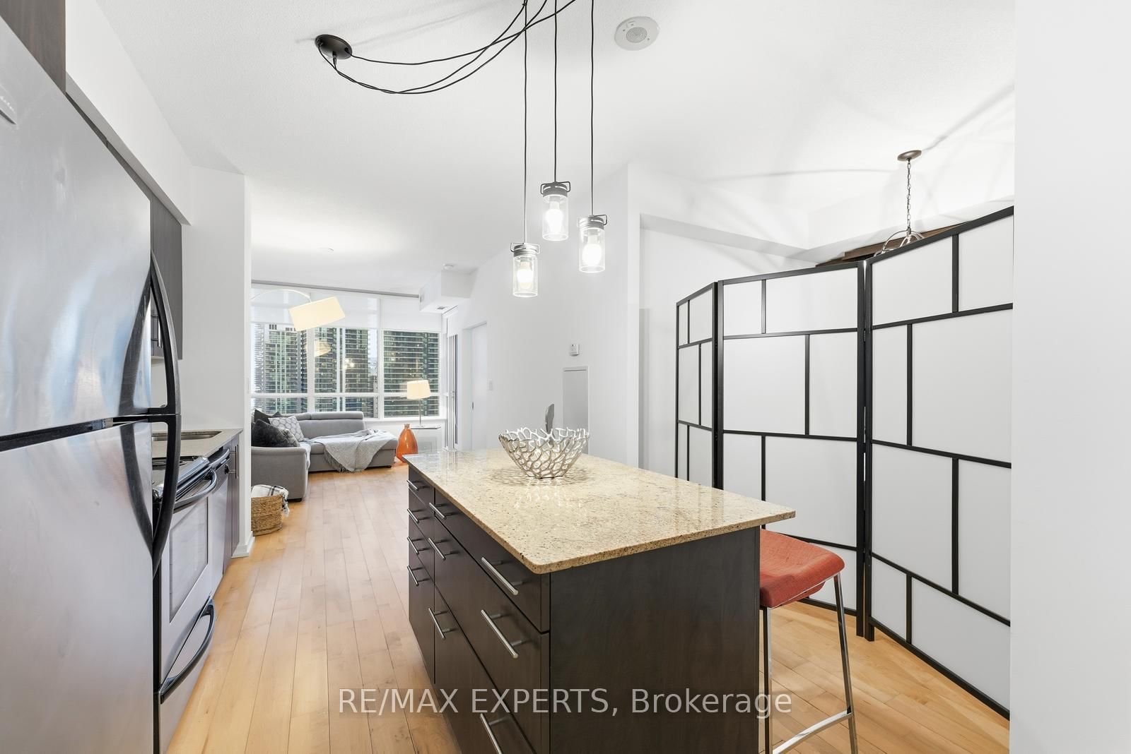 55 Bremner Boulevard, Unit 2405 - Photo 4
