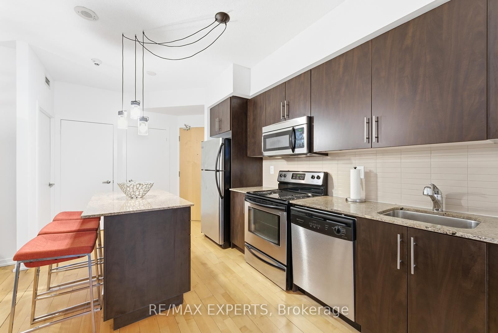 55 Bremner Boulevard, Unit 2405 - Photo 8