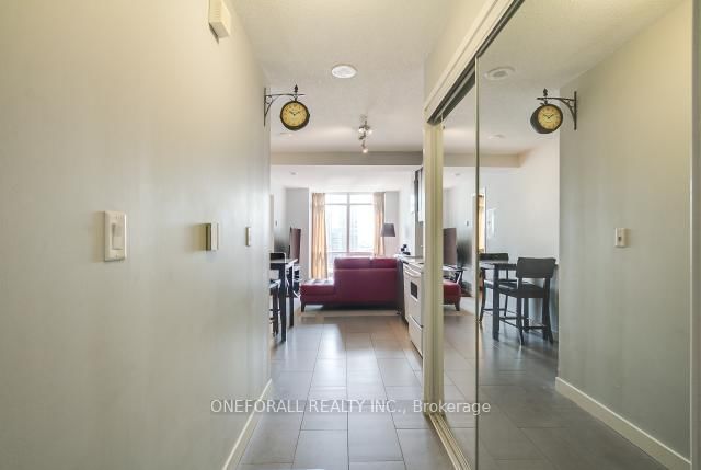 2315 - 15 Fort York Boulevard