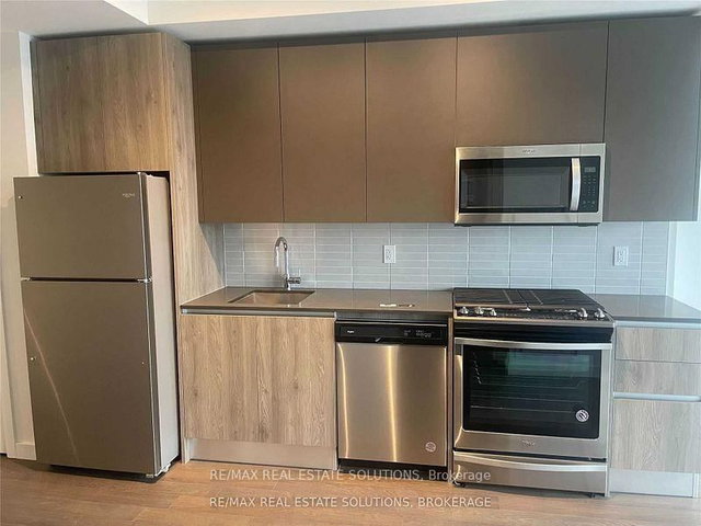 1709 - 2A Church Street