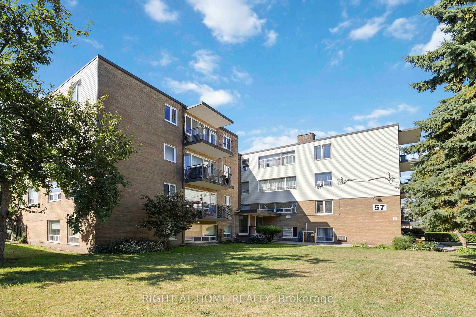 57 Neptune Drive, Unit 103