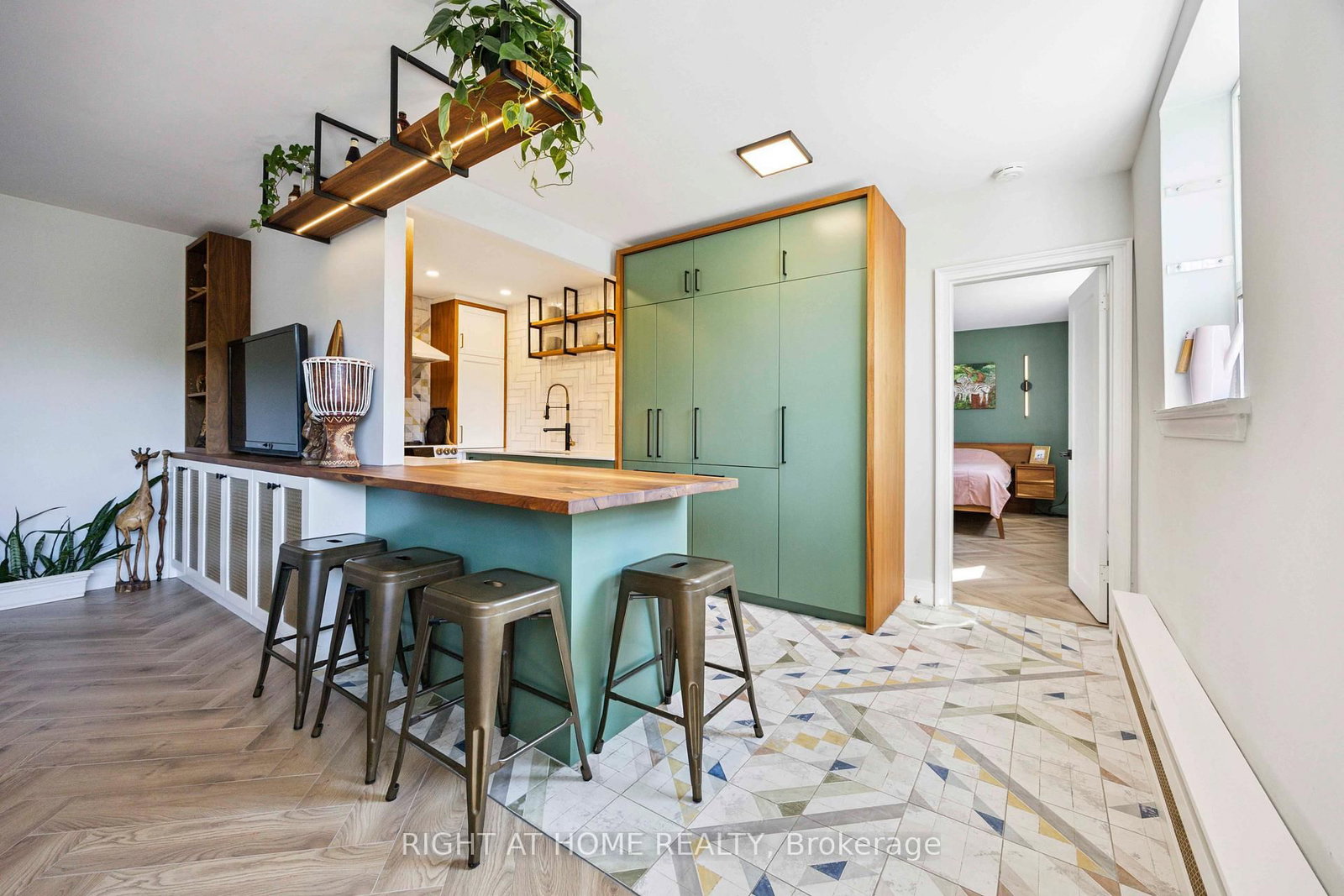 57 Neptune Drive, Unit 103 - Photo 14