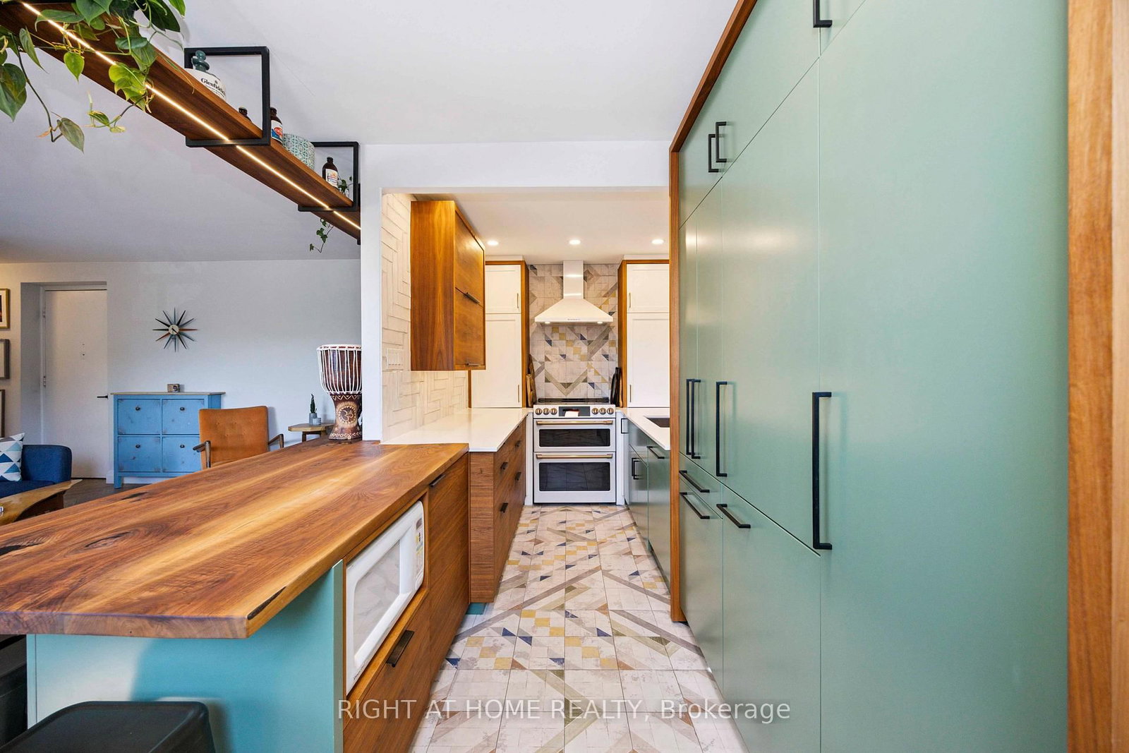 57 Neptune Drive, Unit 103 - Photo 17