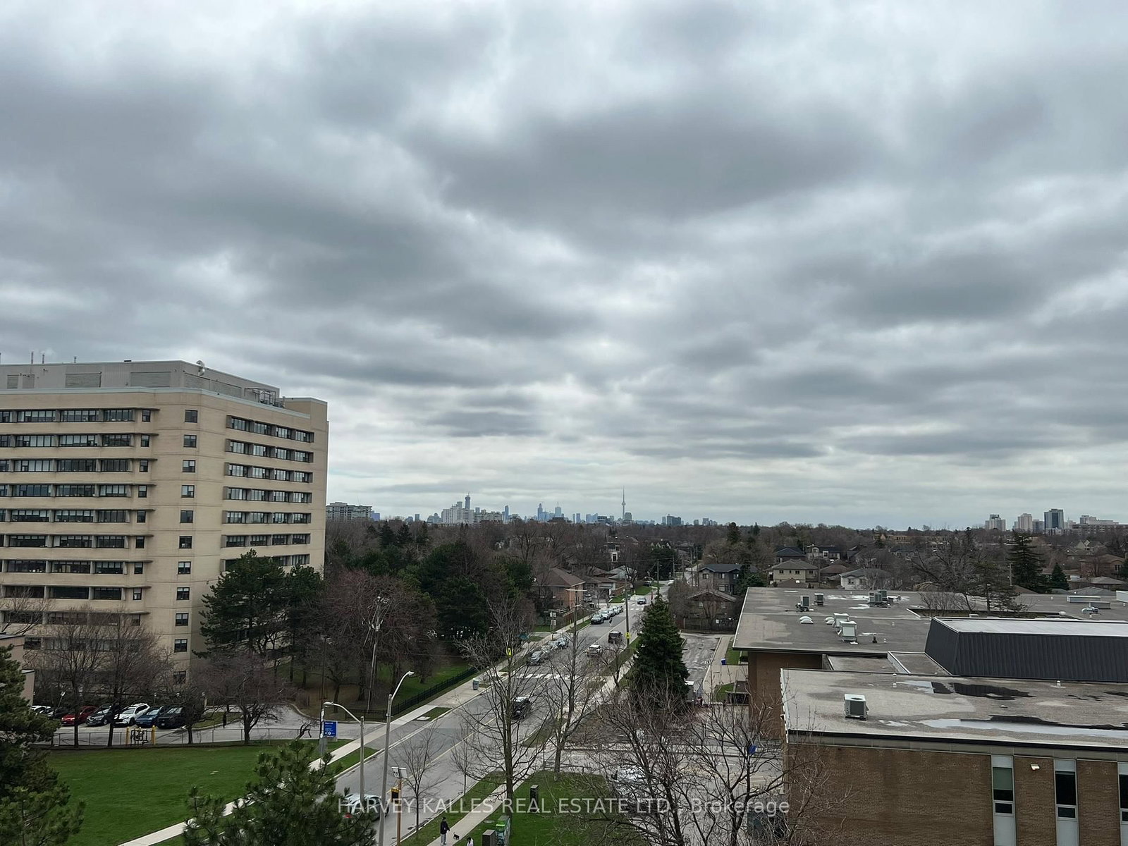 150 Neptune Drive, Unit 704 - Photo 10