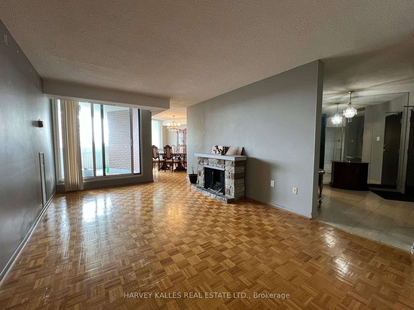 150 Neptune Drive, Unit 704 - Photo 11