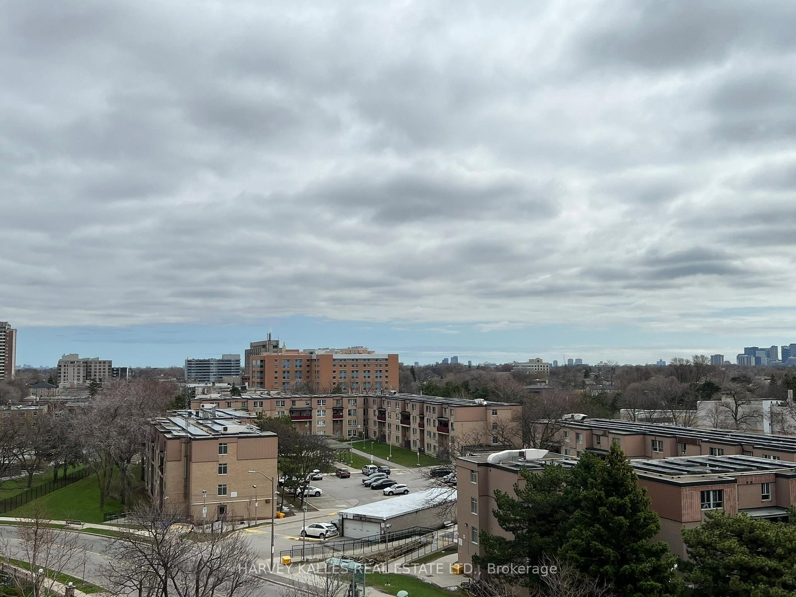 150 Neptune Drive, Unit 704 - Photo 21