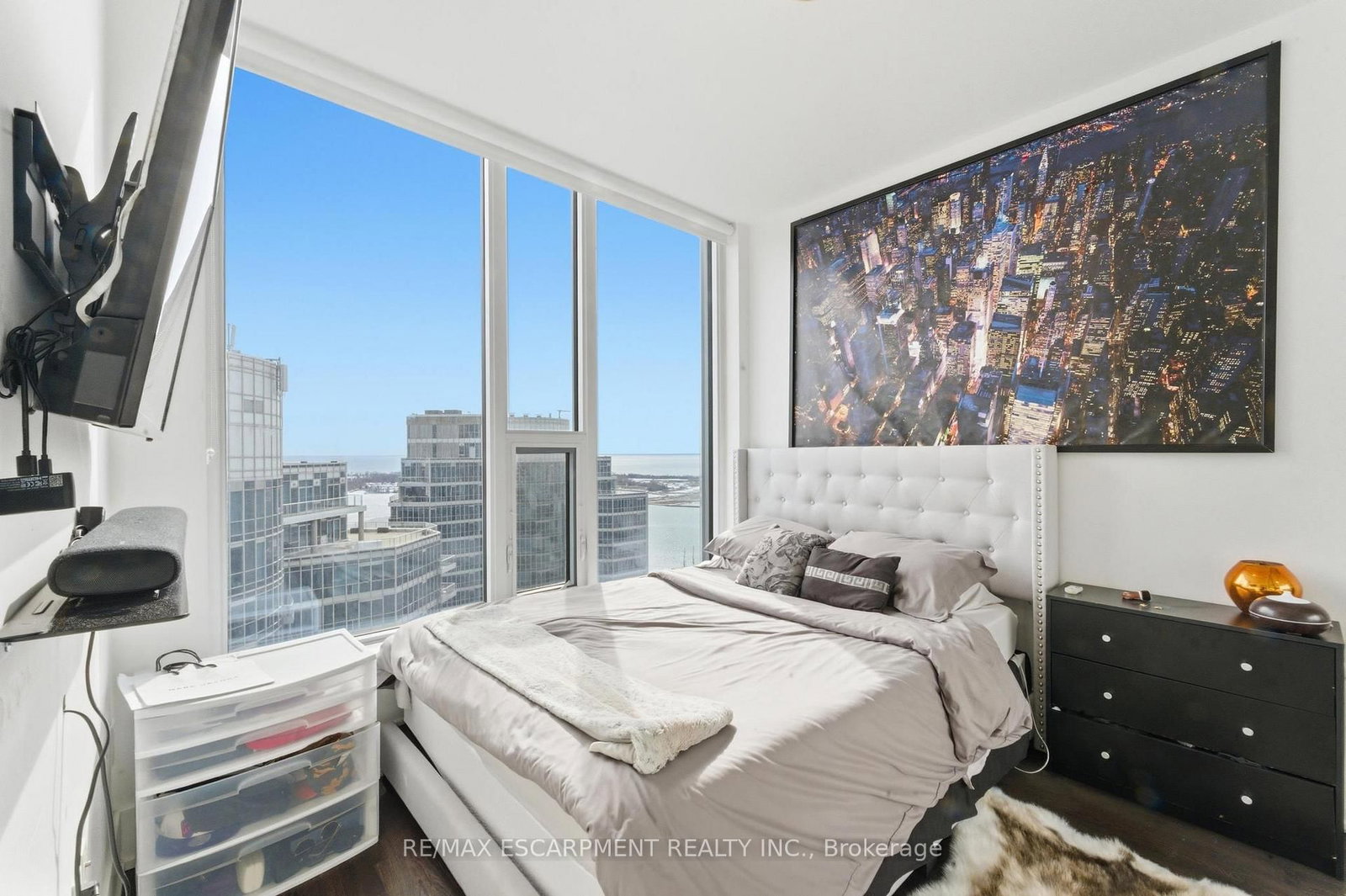 10 York Street, Unit 3807 - Photo 13