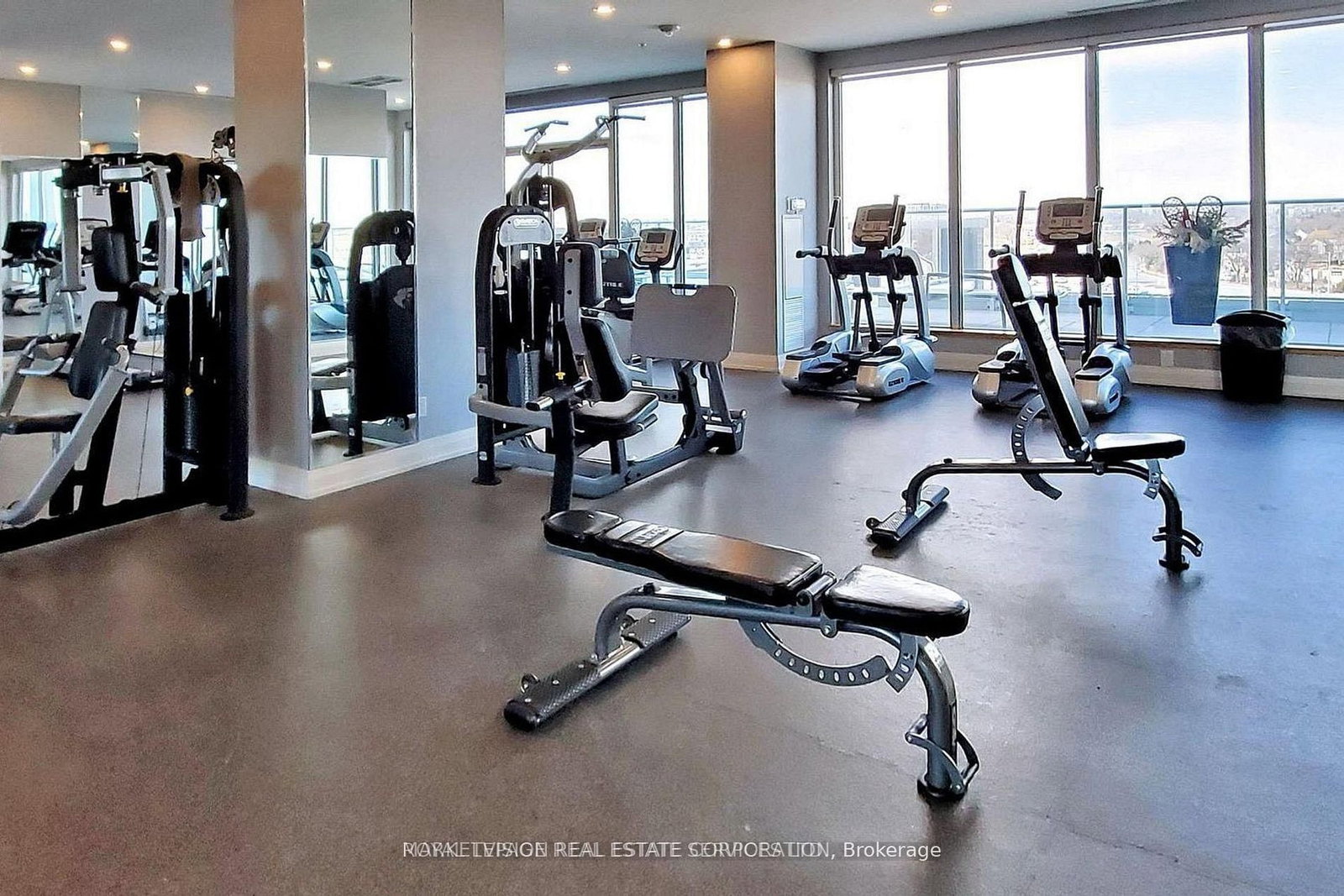 565 Wilson Avenue, Unit 806 - Photo 26