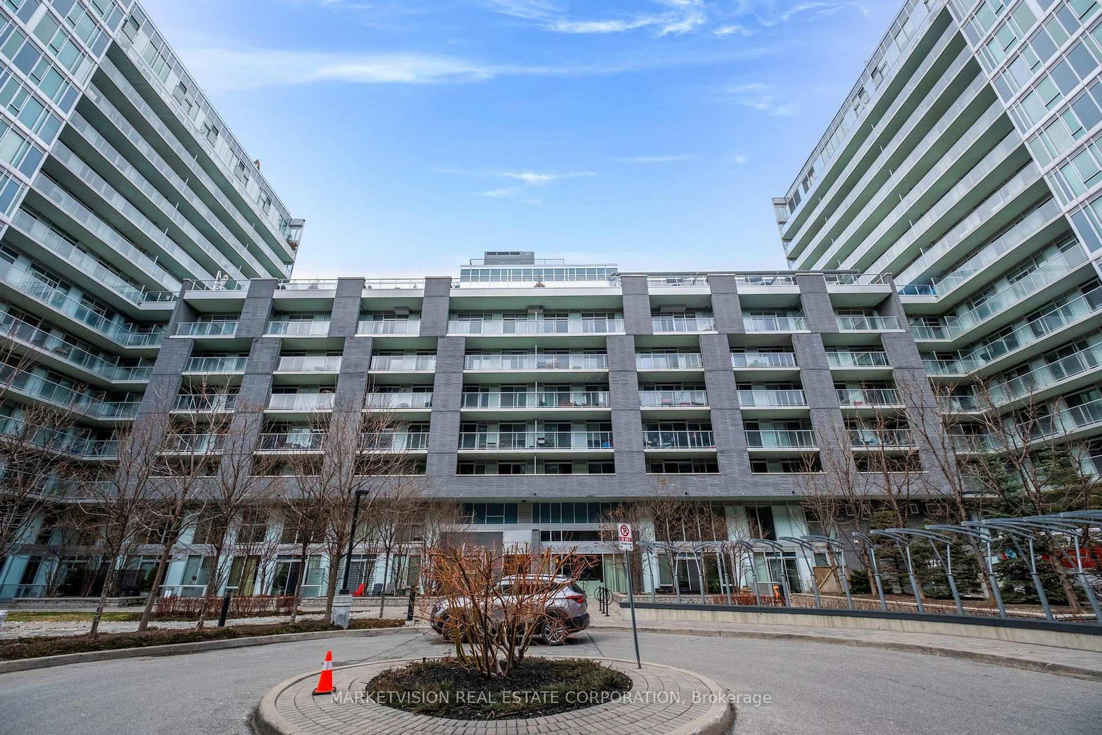 565 Wilson Avenue, Unit 806 - Photo 34