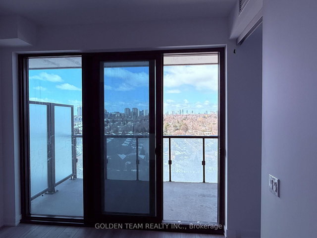 1709 - 29 Green Trail Court