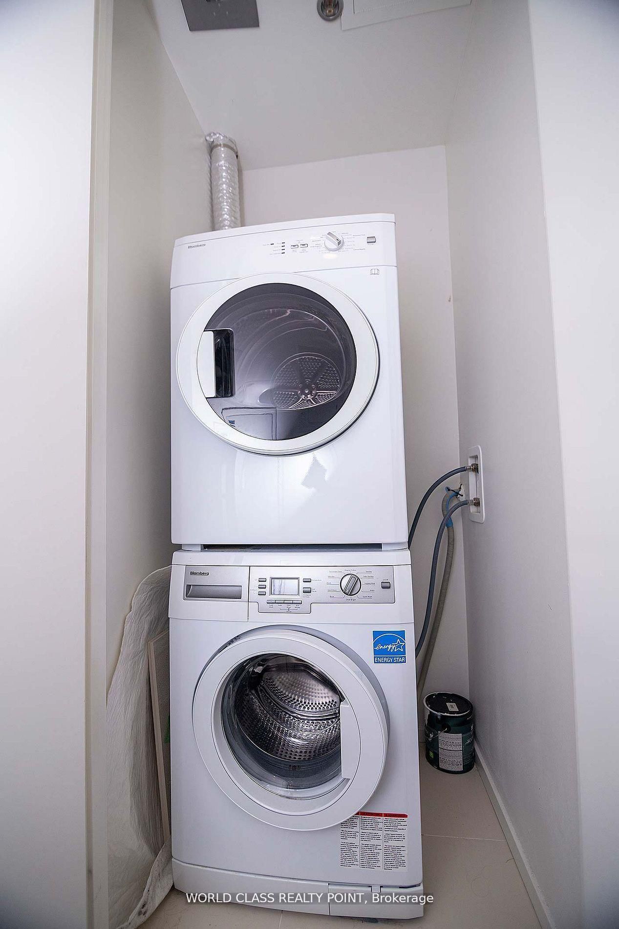 1 Bloor Street E, Unit 1511 - Photo 13