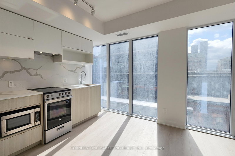 home for lease on 1008-100 Queen Street E