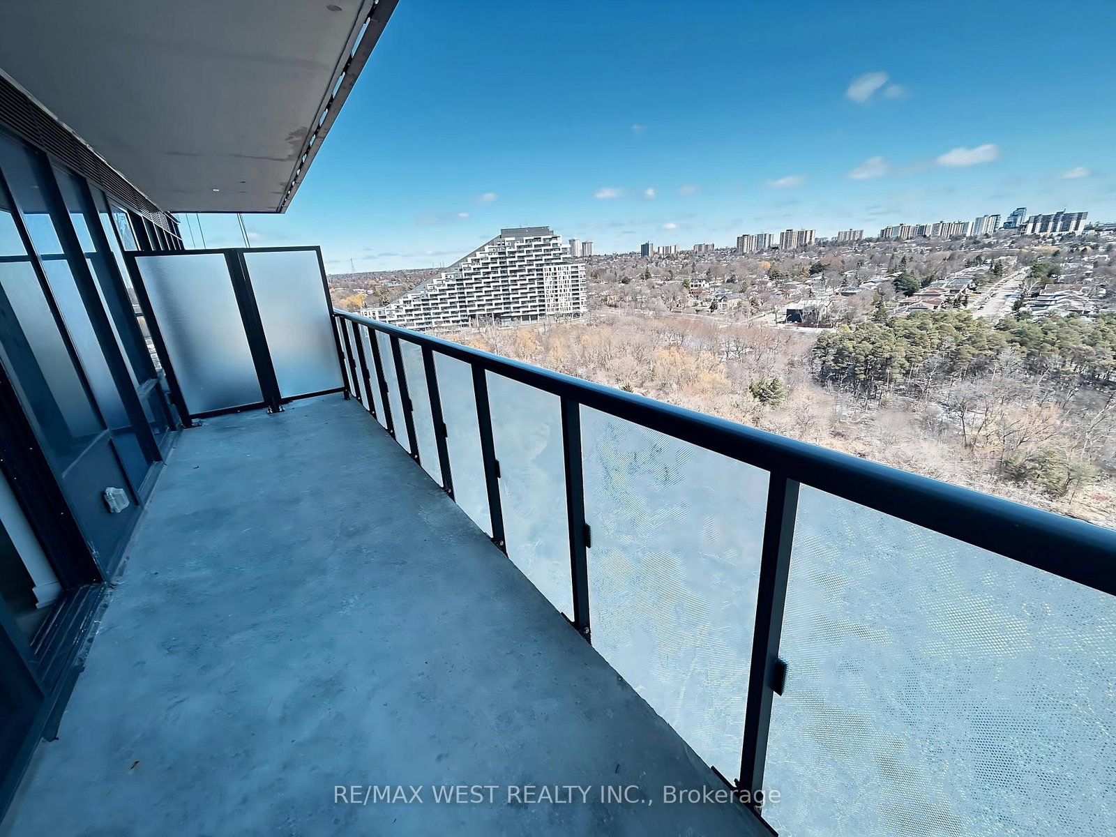 29 Green Trail Court, Unit 1602 - Photo 24