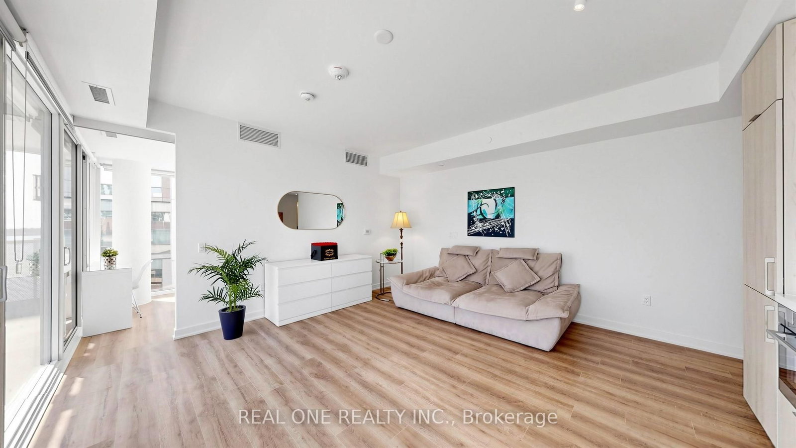 Condo for sale at 907-15 Queens Quay, Toronto, Ontario, M5E 0C5 - Waterfront Communities C8 - MLS: C12980570