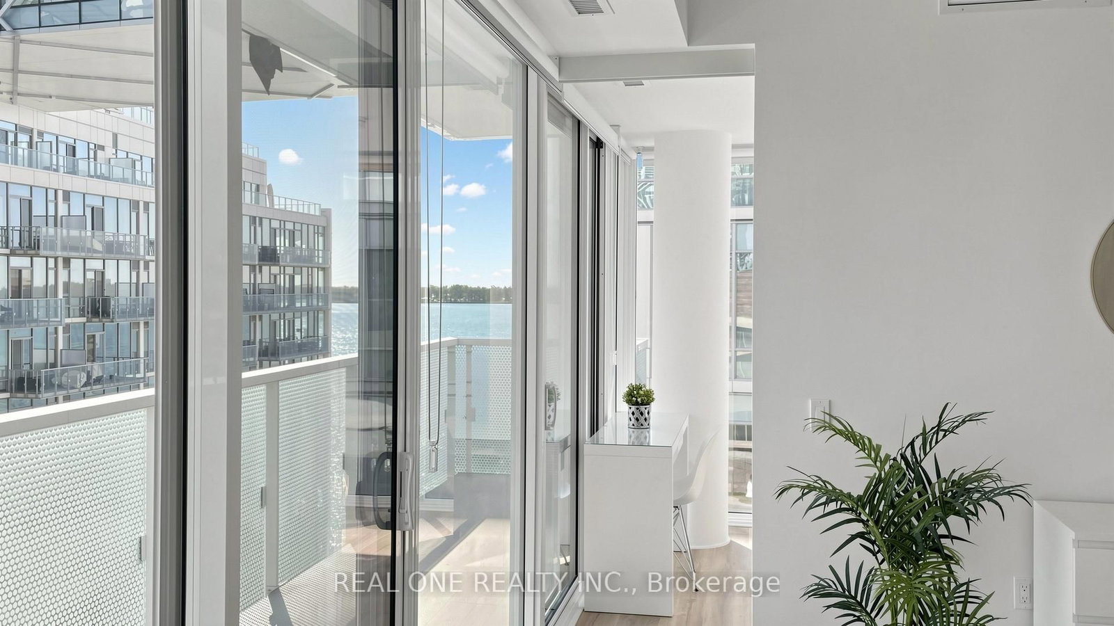 Condo for sale at 907-15 Queens Quay, Toronto, Ontario, M5E 0C5 - Waterfront Communities C8 - MLS: C12980570