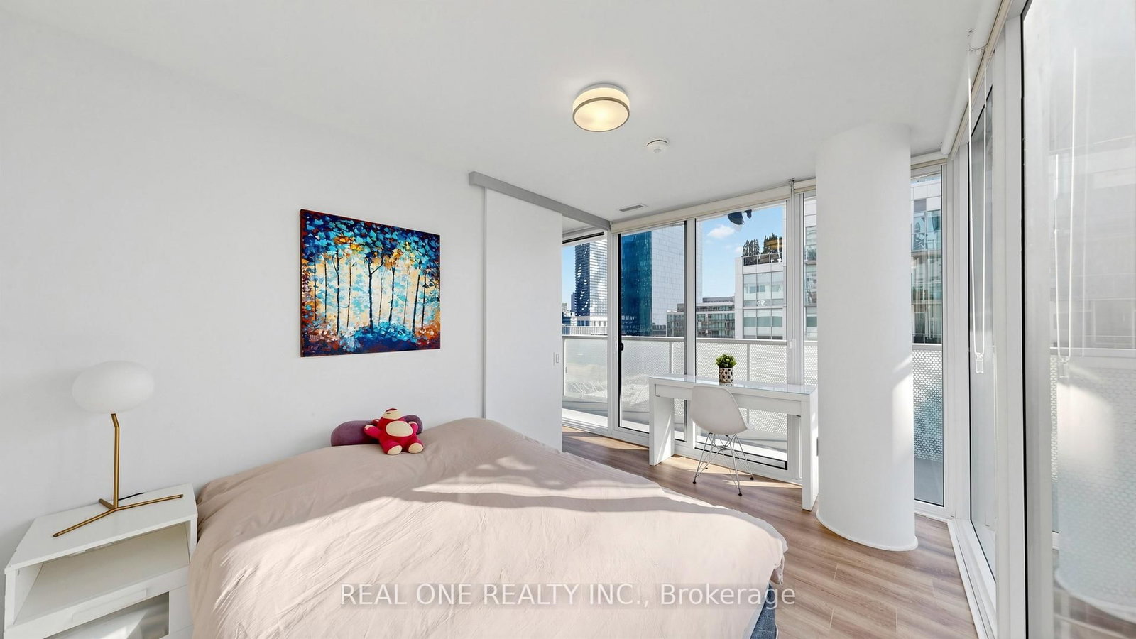 Condo for sale at 907-15 Queens Quay, Toronto, Ontario, M5E 0C5 - Waterfront Communities C8 - MLS: C12980570