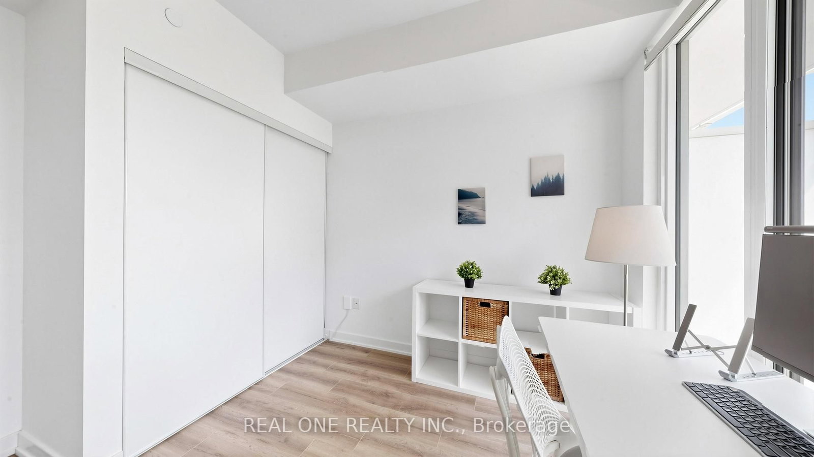 Condo for sale at 907-15 Queens Quay, Toronto, Ontario, M5E 0C5 - Waterfront Communities C8 - MLS: C12980570