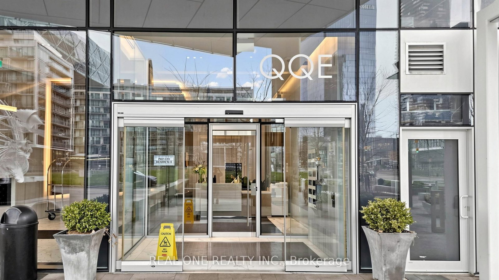 Condo for sale at 907-15 Queens Quay, Toronto, Ontario, M5E 0C5 - Waterfront Communities C8 - MLS: C12980570