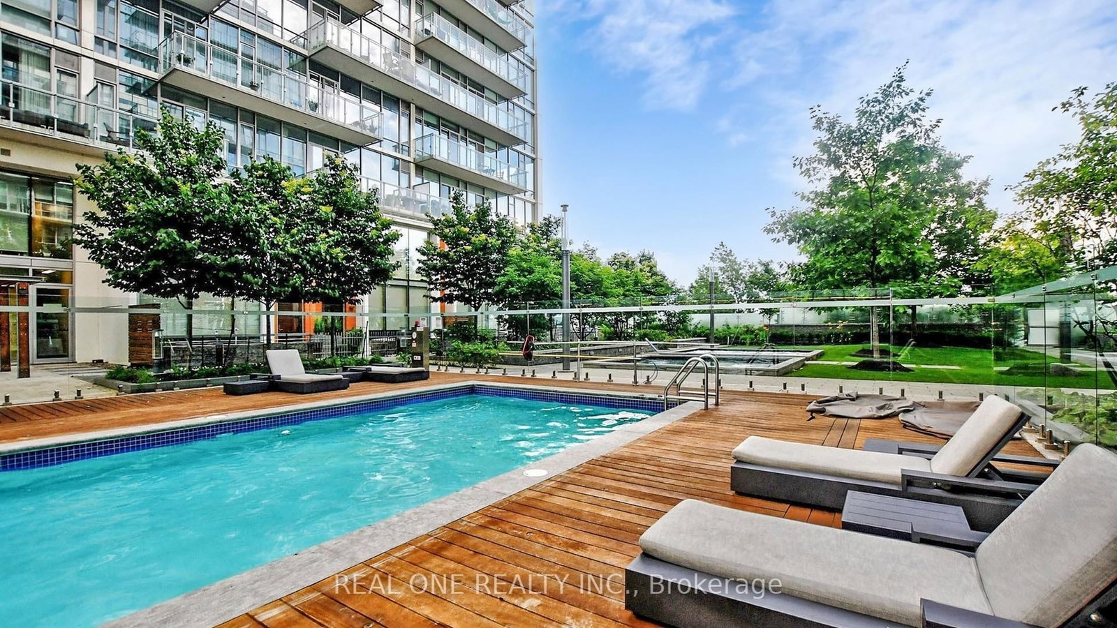 Condo for sale at 907-15 Queens Quay, Toronto, Ontario, M5E 0C5 - Waterfront Communities C8 - MLS: C12980570