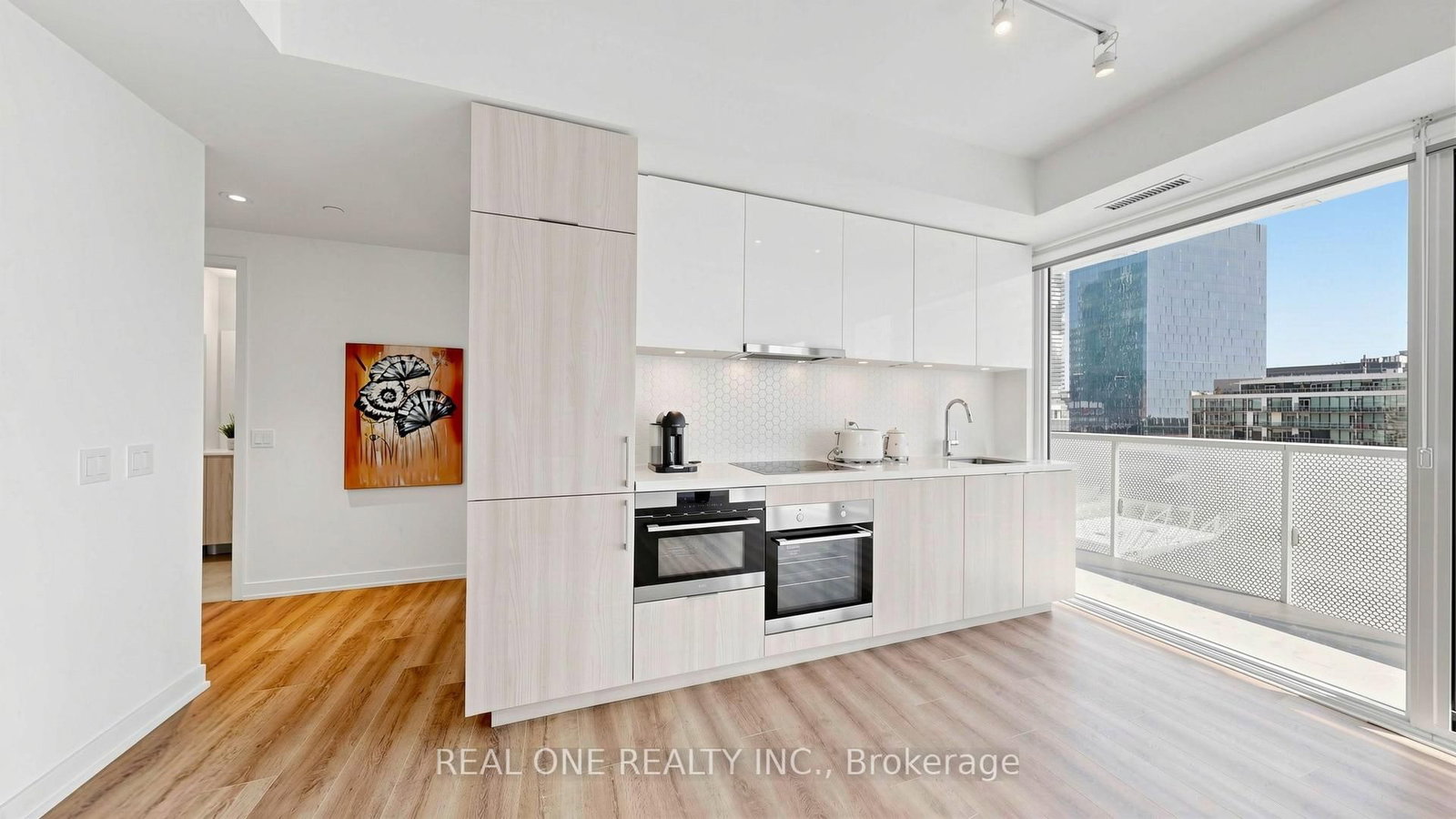 Condo for sale at 907-15 Queens Quay, Toronto, Ontario, M5E 0C5 - Waterfront Communities C8 - MLS: C12980570