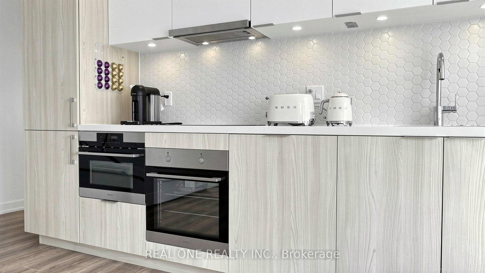 Condo for sale at 907-15 Queens Quay, Toronto, Ontario, M5E 0C5 - Waterfront Communities C8 - MLS: C12980570