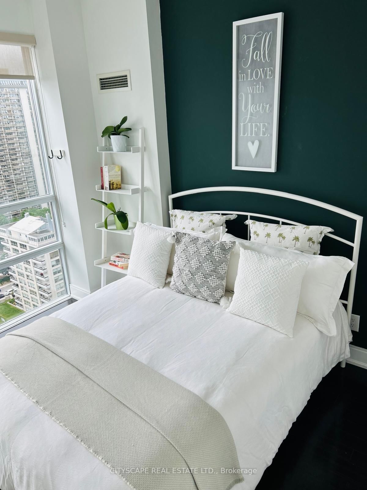 Condo for sale at PH5-88 Broadway Avenue, Toronto, Ontario, M4P 0A5 - Mount Pleasant West - MLS: C12980604