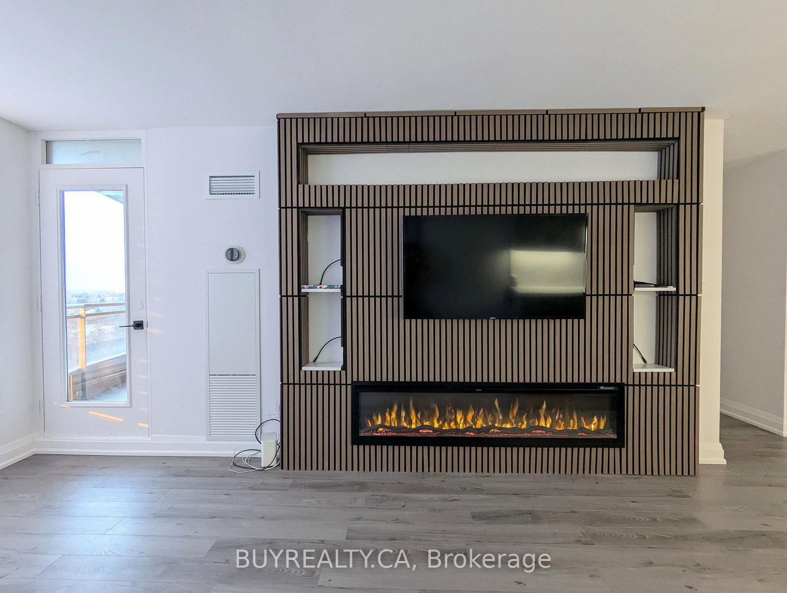 256 Doris Avenue, Unit 1603 - Photo 8