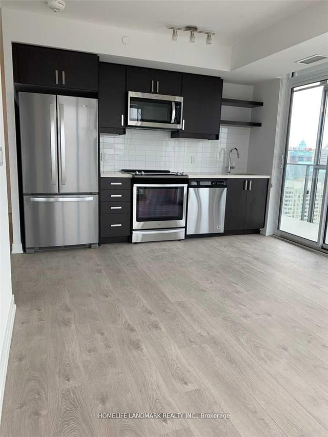 2808 - 50 Wellesley Street E