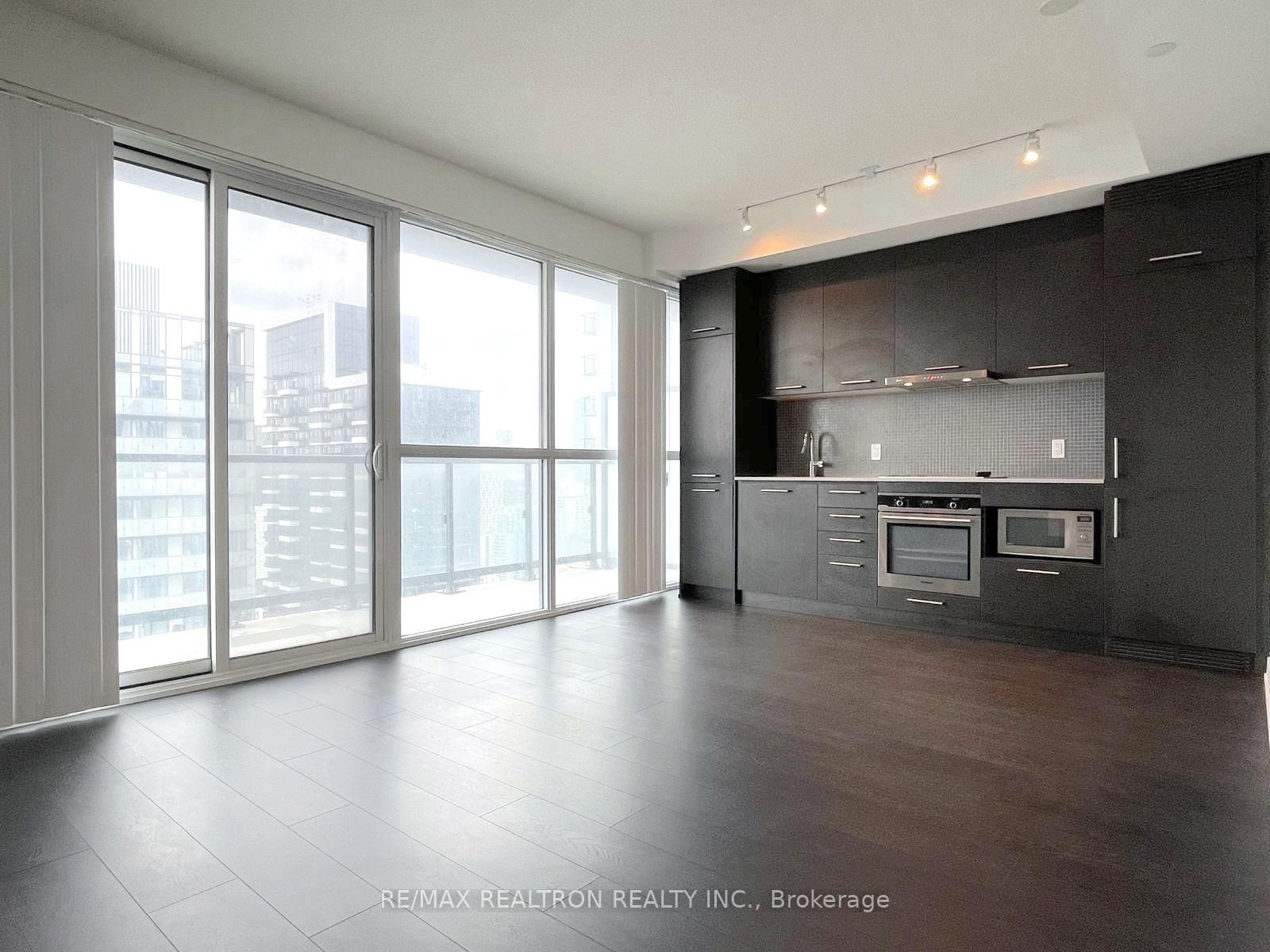 87 Peter Street, Unit 4007 - Photo 3