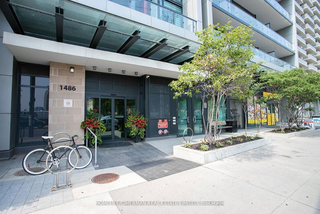 1604 - 1486 Bathurst Street