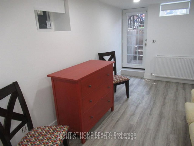 Lower - 272 Roxton Road