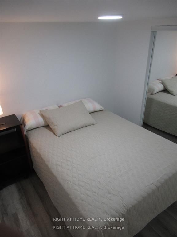 Semi-Detached House for lease at Lower-272 Roxton Road, Toronto, Ontario, M6G 3P9 - Palmerston-Little Italy - MLS: C12981084