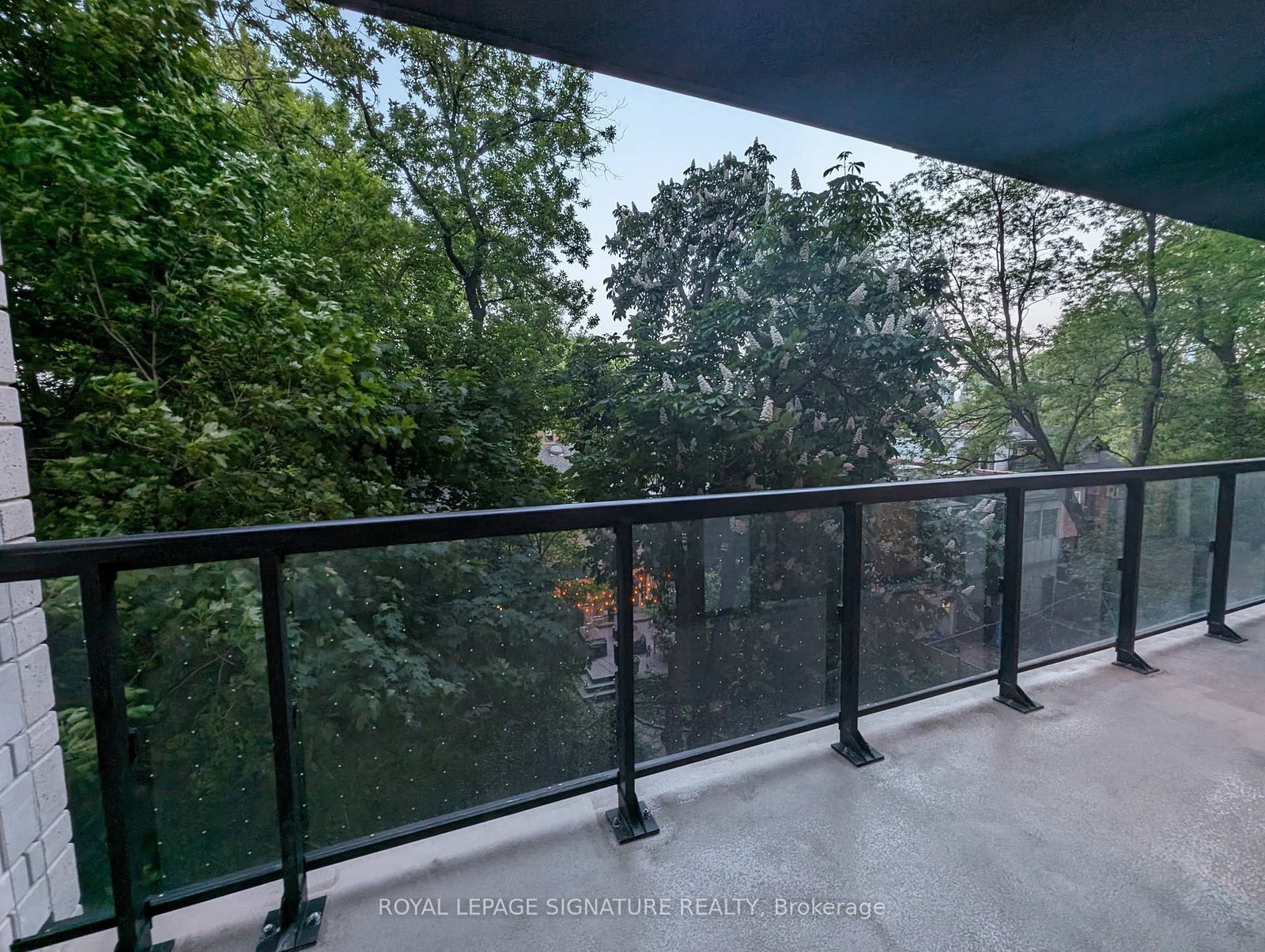 285 Avenue Road, Unit 303 - Photo 23