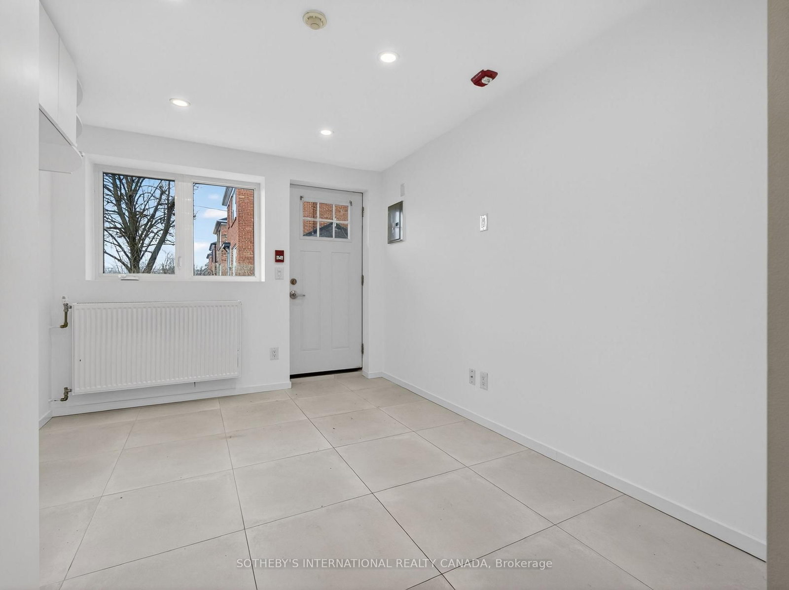 3879 Bathurst Street, Unit 8 - Photo 16