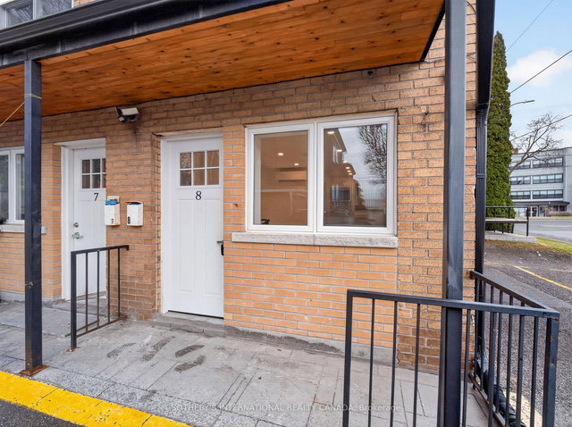 8 - 3879 Bathurst Street