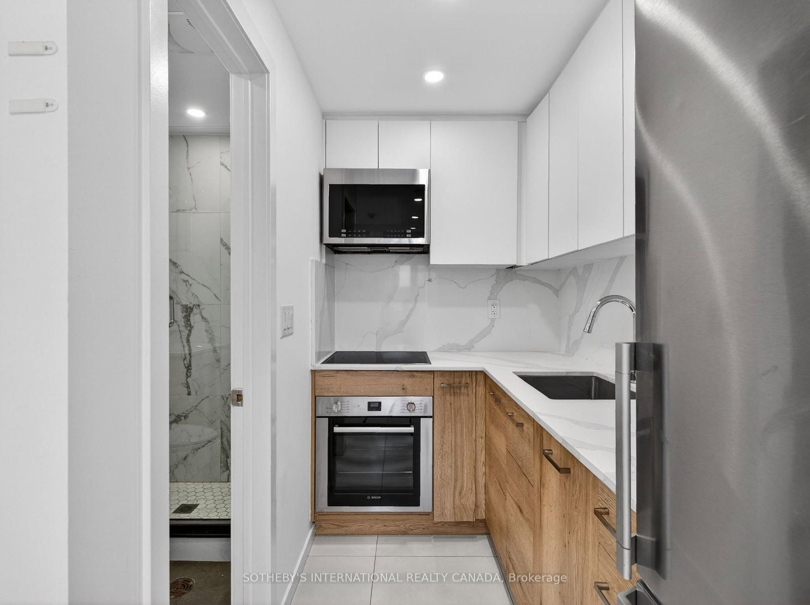 3879 Bathurst Street, Unit 8 - Photo 7